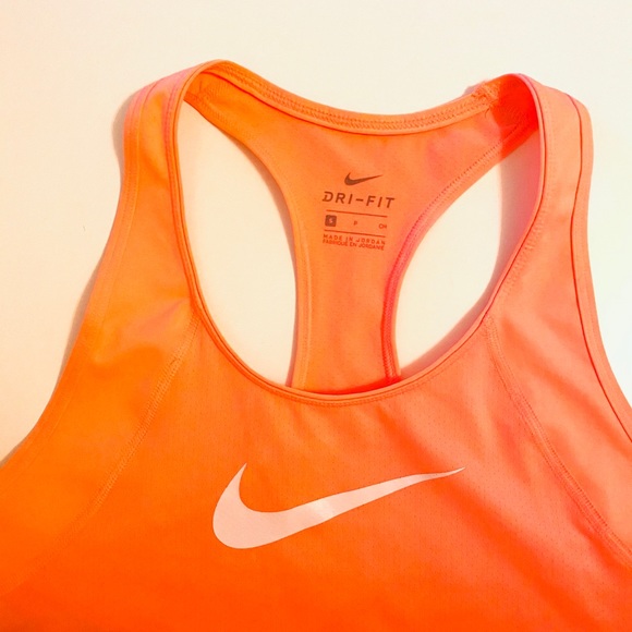 NIKE DRI-FIT Racerback tank - Picture 3 of 6